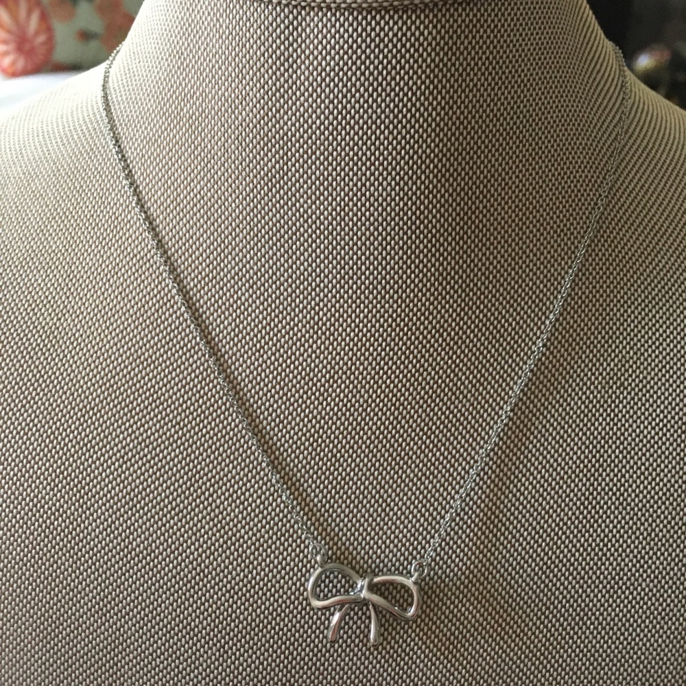 Banana Republic Factory bow earrings and necklace - Picture 6 of 6